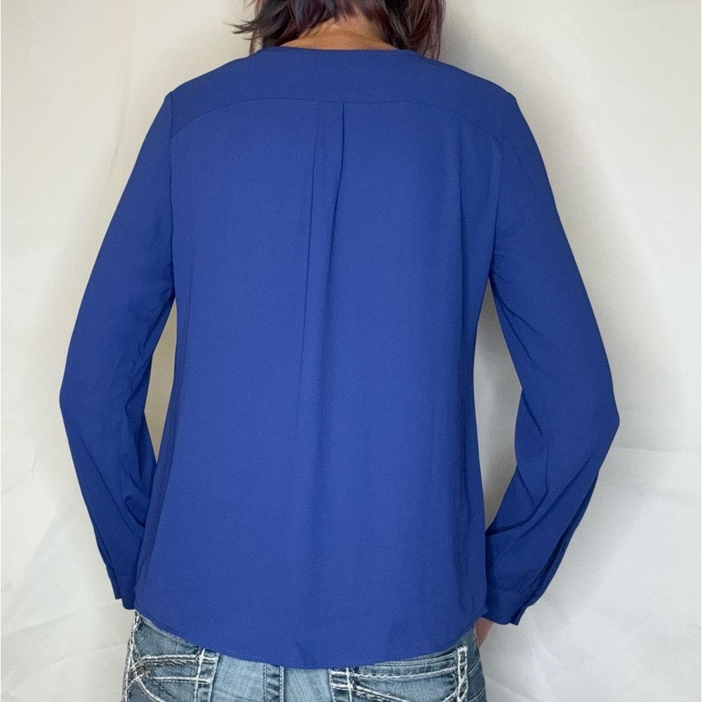 Talbots Women's Notched Long Sleeve Pullover Blouse Bright Royal Blue S SM Small - Picture 2 of 14